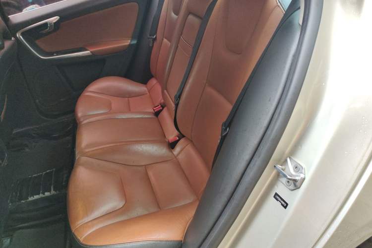 Used Volvo S60 2018 S60L T3 Smart Progress Edition Left Rear Seat