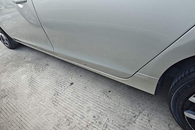 Used Volvo S60 2018 S60L T3 Smart Progress Edition Left Side Sill