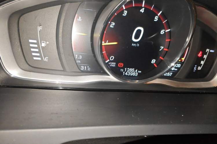 Used Volvo S60 2018 S60L T5 Intelligent Drive Edition Odometer Close Up
