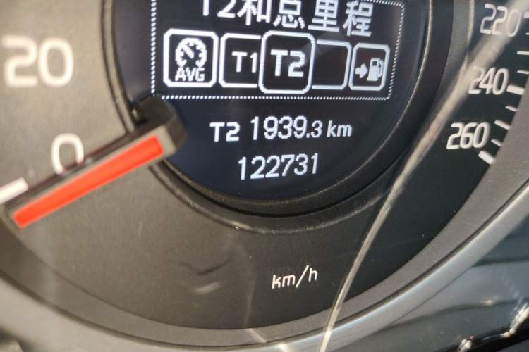 Used Volvo S60 2018 S60L T3 Smart Progress Edition Odometer Close Up
