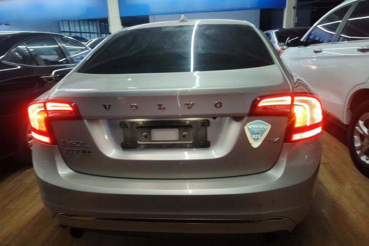 Used Volvo S60 2018 S60L T4 Zhiyuan Edition Rear