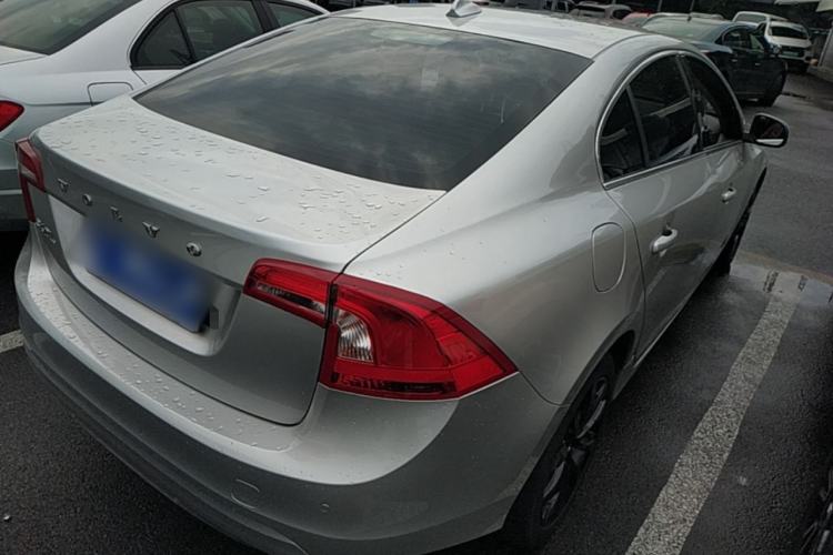 Used Volvo S60 2018 S60L T3 Smart Progress Edition Rear Right 45 Deg