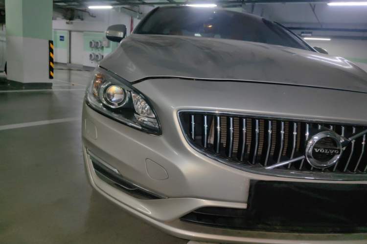 Used Volvo S60 2018 S60L T3 Smart Progress Edition Right Front Headlight