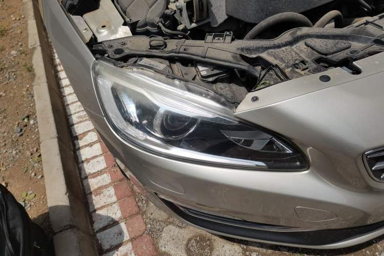 Used Volvo S60 2018 S60L T3 Smart Upgrade Edition Right Front Headlight