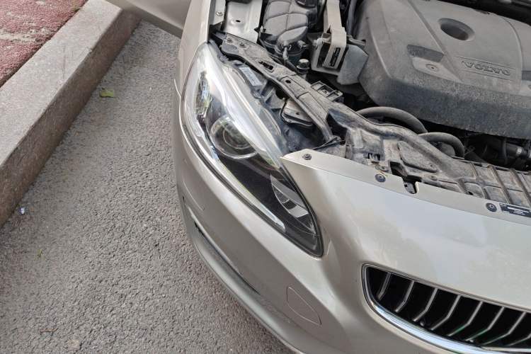 Used Volvo S60 2018 S60L T3 Smart Progress Edition Right Front Headlight