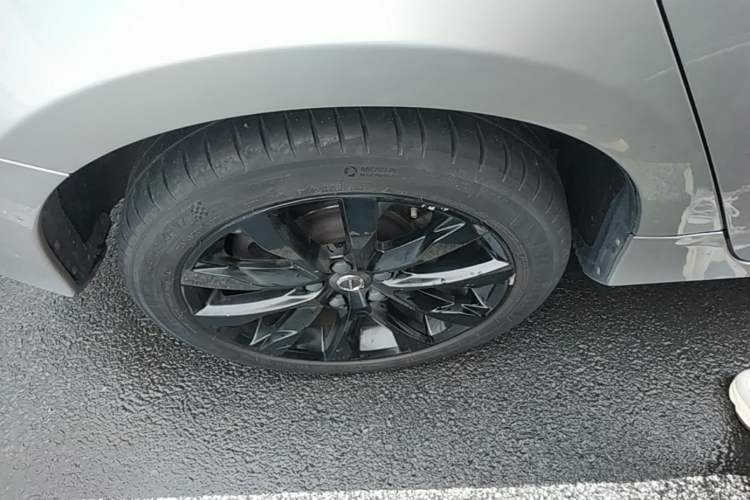Used Volvo S60 2018 S60L T3 Smart Progress Edition Right Rear Wheel Hub