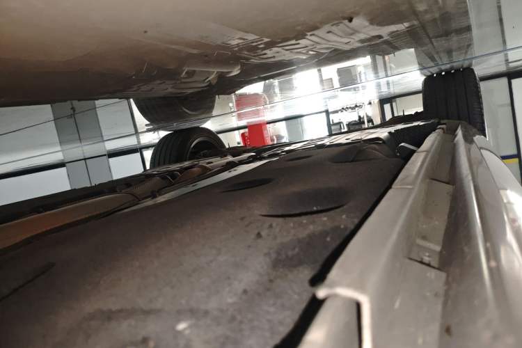 Used Volvo S60 2018 S60L T5 Intelligent Drive Progressive Edition Right Side Sill