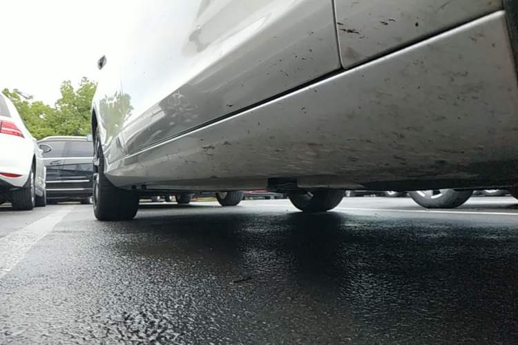Used Volvo S60 2018 S60L T3 Smart Progress Edition Right Side Sill