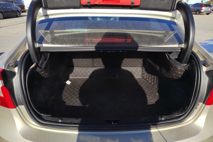 Used Volvo S60 2018 S60L T3 Smart Progress Edition Trunk