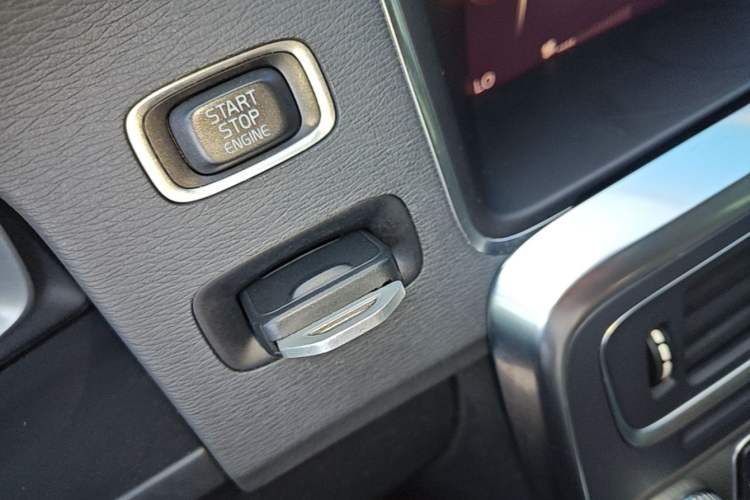 Used Volvo S60 2018 S60L T3 Smart Progress Edition Vehicle Key