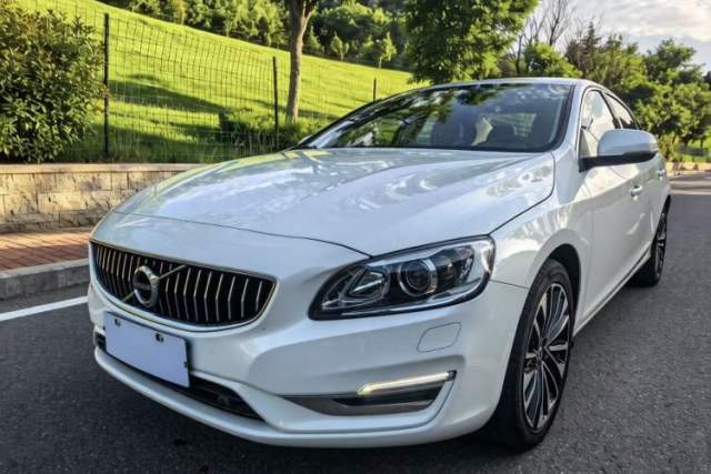 Used Volvo S60 2018 S60L T4 Smart & Ambitious Edition