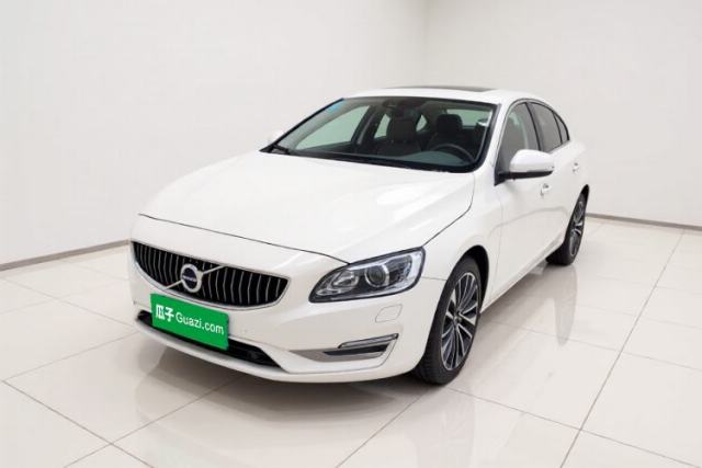 Używany Volvo S60 2018 S60L T4 Smart & Ambitious Edition