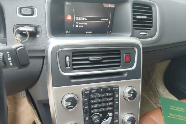 Used Volvo S60 2018 S60L T3 Smart Upgrade Edition Audio And AC Panel