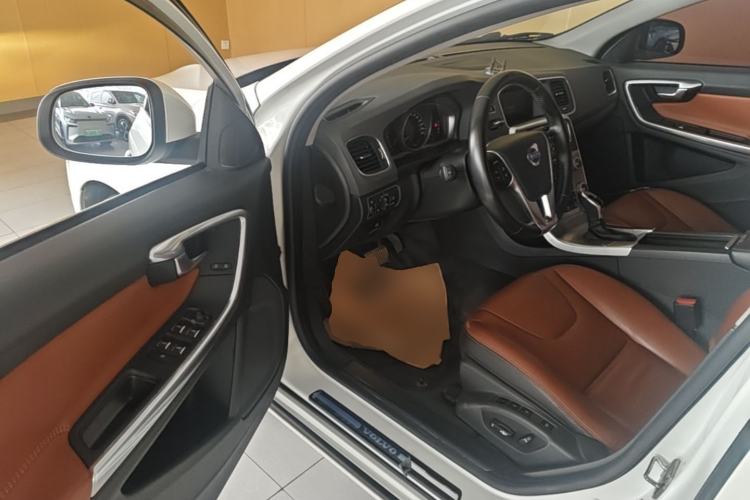 Used Volvo S60 2018 S60L T3 Smart Progress Edition Driver Seat