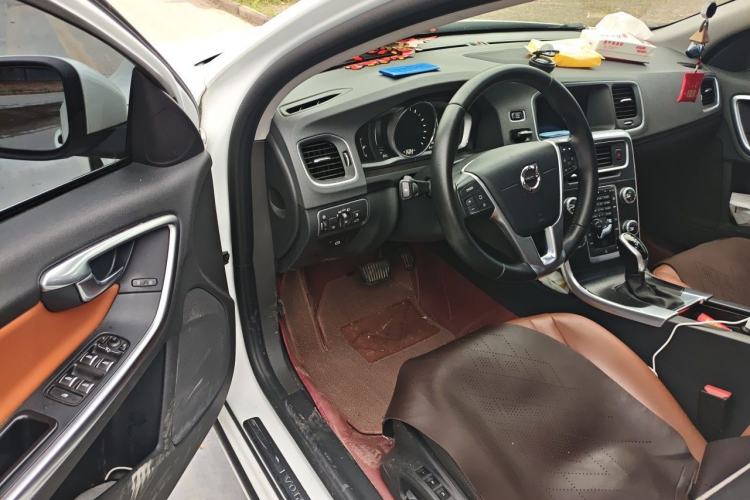 Used Volvo S60 2018 S60L T4 Smart & Ambitious Edition Driver Seat