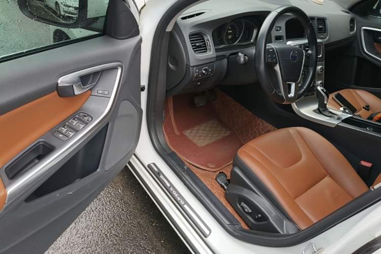 Used Volvo S60 2018 S60L T3 Smart Upgrade Edition Driver Seat