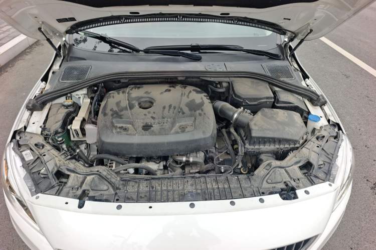 Used Volvo S60 2018 S60L T5 Intelligent Drive Progressive Edition Engine Bay