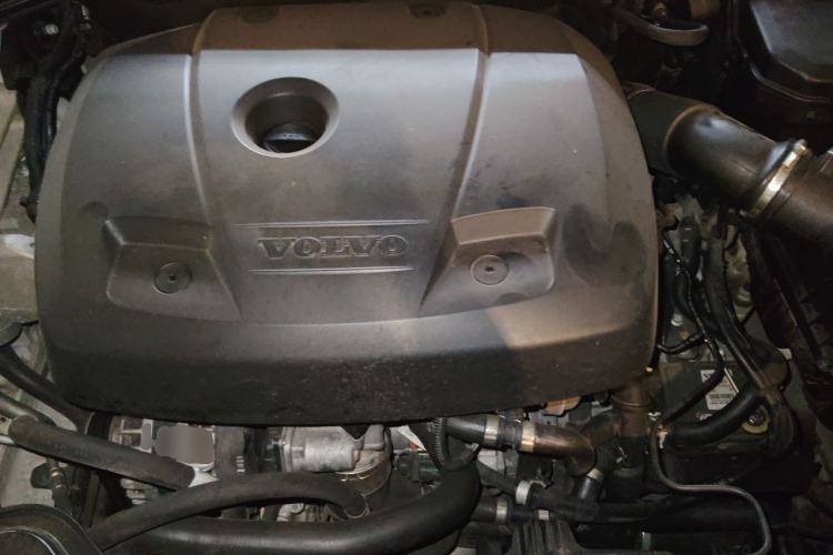 Used Volvo S60 2018 S60L T4 Smart & Ambitious Edition Engine Bay