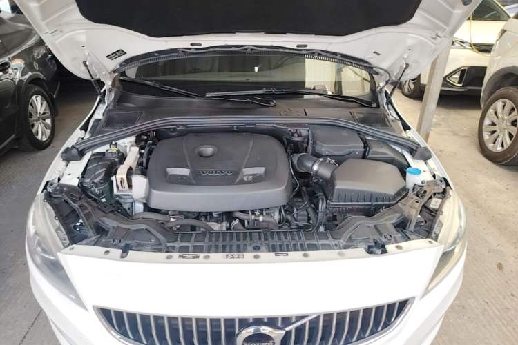 Used Volvo S60 2018 S60L T3 Smart Progress Edition Engine Bay