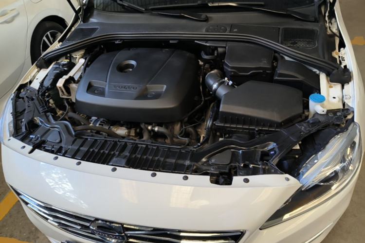 Used Volvo S60 2018 S60L T3 Smart Progress Edition Engine Bay