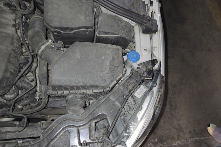 Used Volvo S60 2018 S60L T3 Smart Upgrade Edition Engine Bay Left