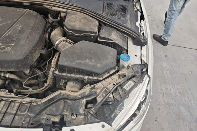 Used Volvo S60 2018 S60L T4 Smart & Ambitious Edition Engine Bay Left