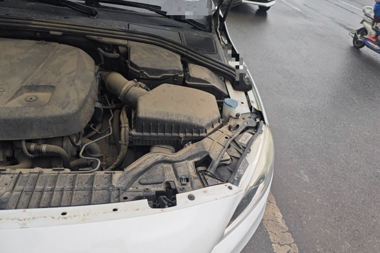 Used Volvo S60 2018 S60L T5 Intelligent Drive Edition Engine Bay Left