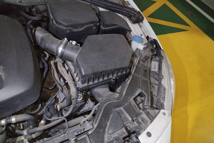 Used Volvo S60 2018 S60L T3 Smart Progress Edition Engine Bay Left