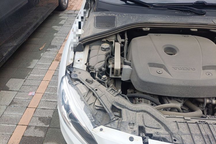 Used Volvo S60 2018 S60L T3 Smart Progress Edition Engine Bay Right