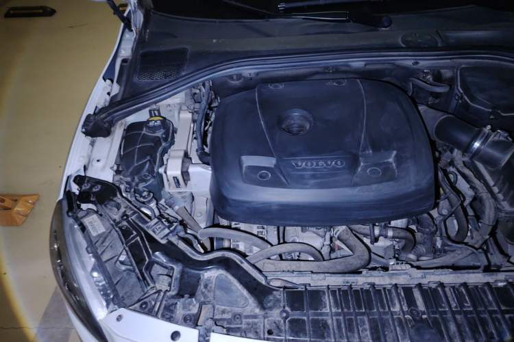 Used Volvo S60 2018 S60L T4 Smart & Ambitious Edition Engine Bay Right