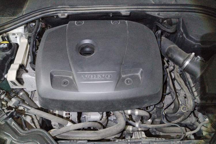 Used Volvo S60 2018 S60L T3 Smart Progress Edition Engine Bay