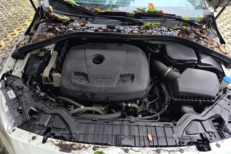 Used Volvo S60 2018 S60L T3 Smart Progress Edition Engine Bay