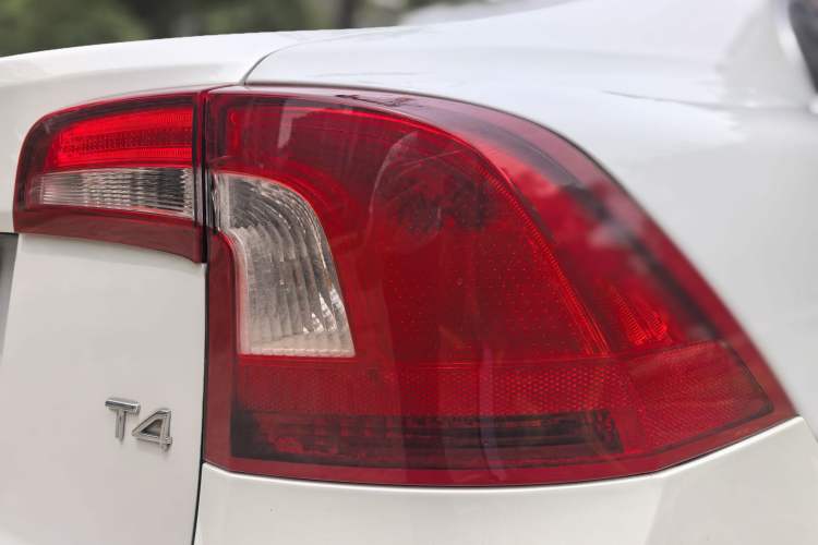 Used Volvo S60 2018 S60L T4 Zhiyuan Edition Exterior 10