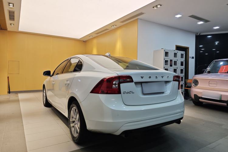 Used Volvo S60 2018 S60L T3 Smart Upgrade Edition Exterior 4