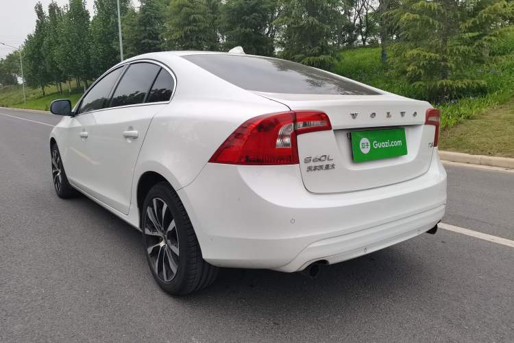 Used Volvo S60 2018 S60L T3 Smart Progress Edition Exterior 5