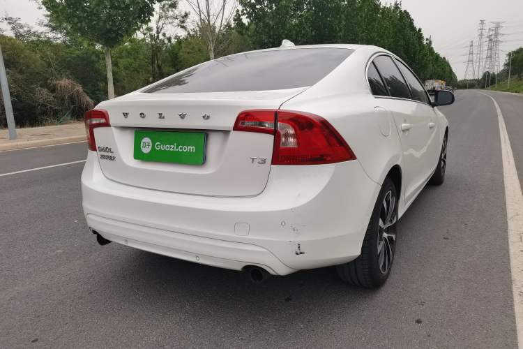 Used Volvo S60 2018 S60L T3 Smart Progress Edition Exterior 9