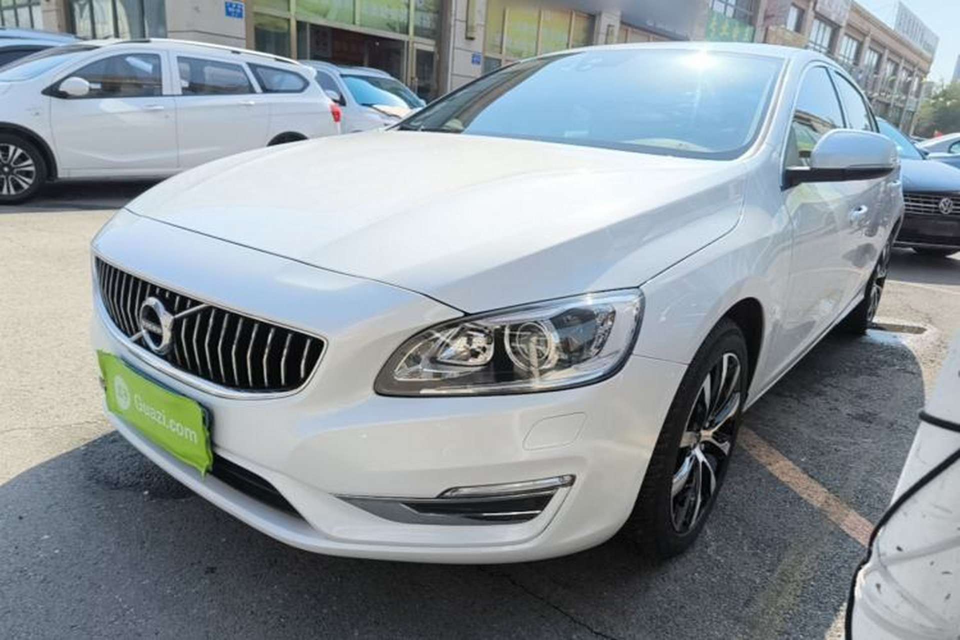 Used Volvo S60 2018 S60L T3 Smart Progress Edition Front Left 45 Deg