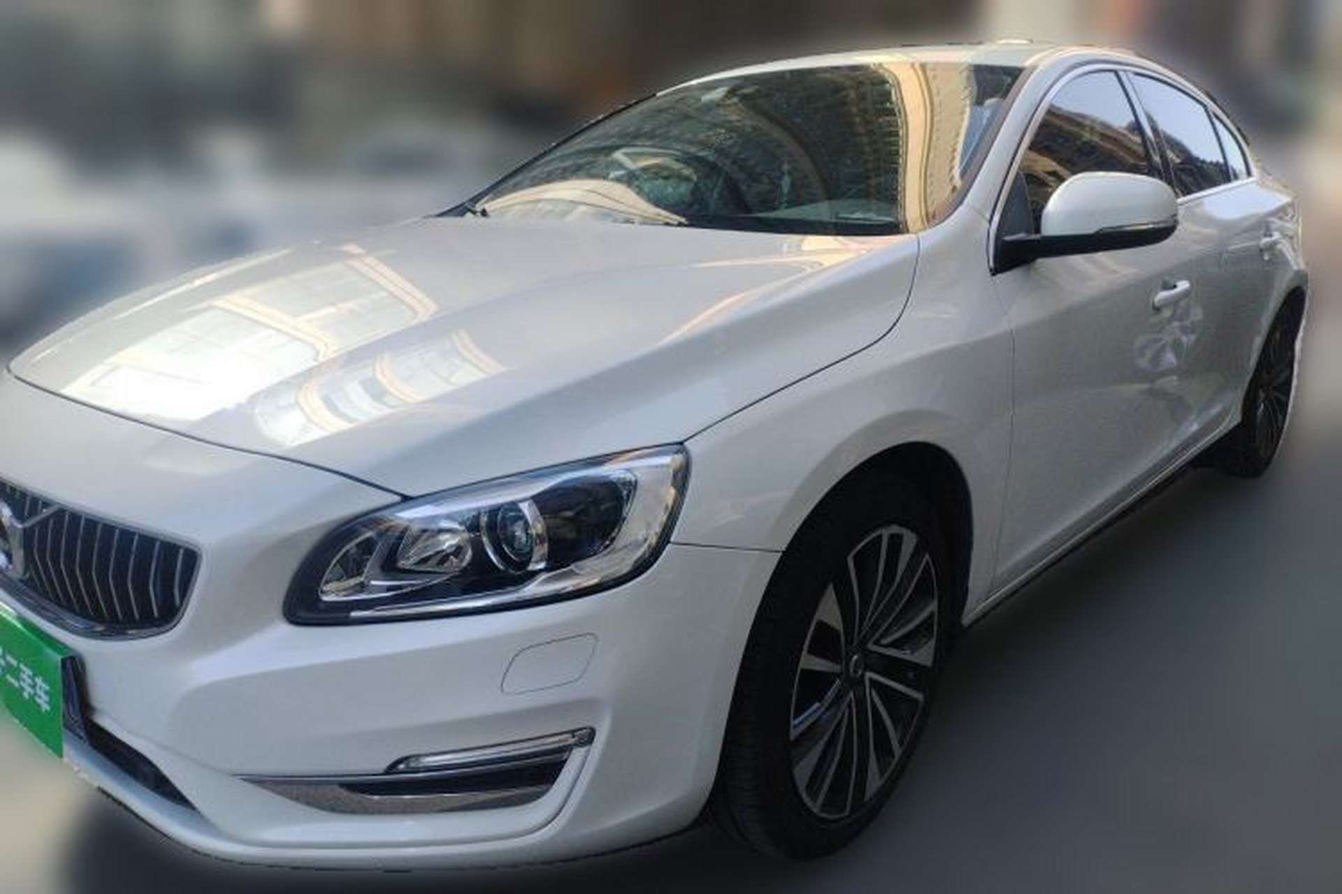Used Volvo S60 2018 S60L T5 Intelligent Drive Progressive Edition Front Left 45 Deg