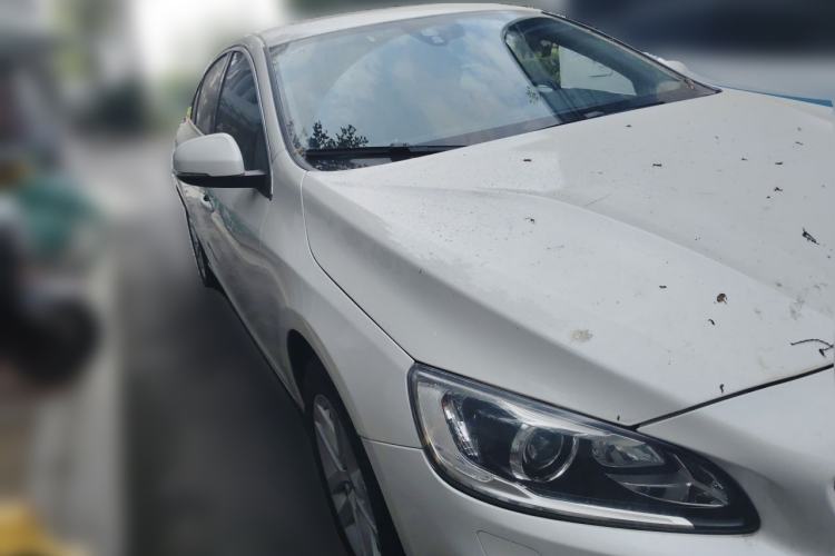 Used Volvo S60 2018 S60L T3 Smart Upgrade Edition Front Right 45 Deg