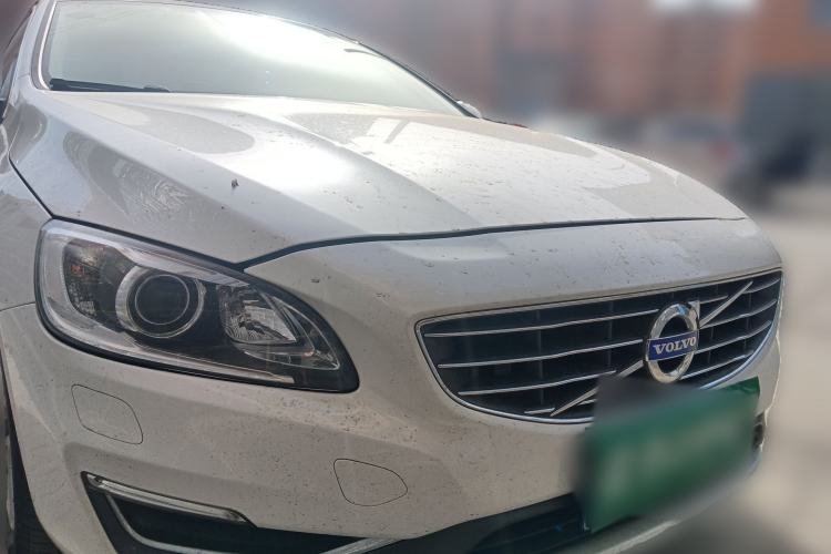 Used Volvo S60 2018 S60L T3 Smart Progress Edition Front Right 45 Deg