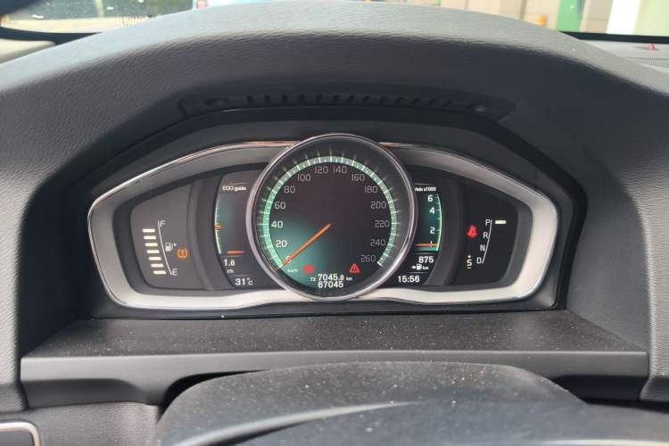 Used Volvo S60 2018 S60L T4 Smart & Ambitious Edition Instrument Cluster