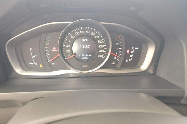 Used Volvo S60 2018 S60L T3 Smart Progress Edition Instrument Cluster