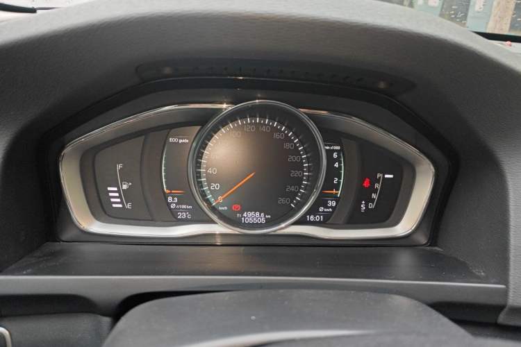 Used Volvo S60 2018 S60L T5 Intelligent Drive Edition Instrument Cluster