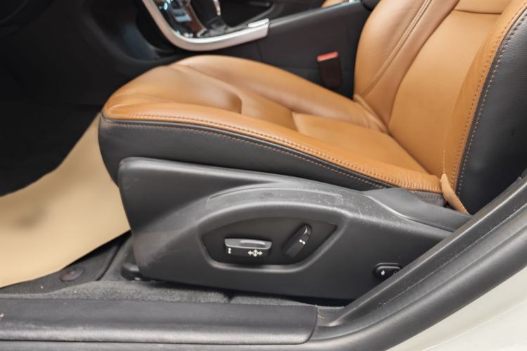 Used Volvo S60 2018 S60L T3 Smart Upgrade Edition Interior 10