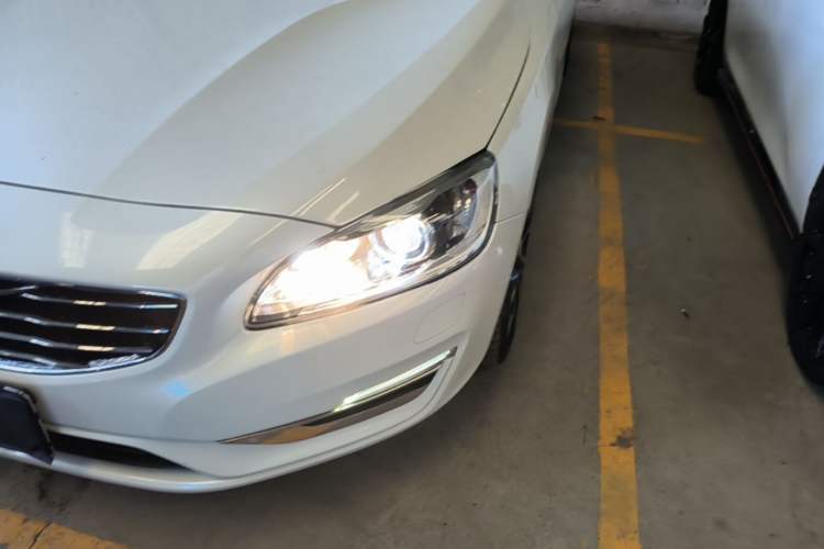 Used Volvo S60 2018 S60L T3 Smart Progress Edition Left Front Headlight
