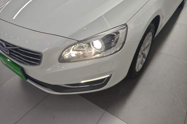 Used Volvo S60 2018 S60L T3 Smart Upgrade Edition Left Front Headlight