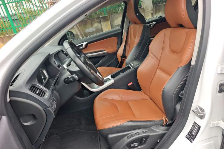 Used Volvo S60 2018 S60L T5 Intelligent Drive Progressive Edition Left Front Seat