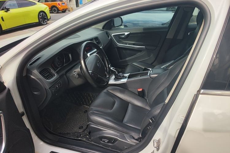 Used Volvo S60 2018 S60L T4 Zhiyuan Edition Left Front Seat