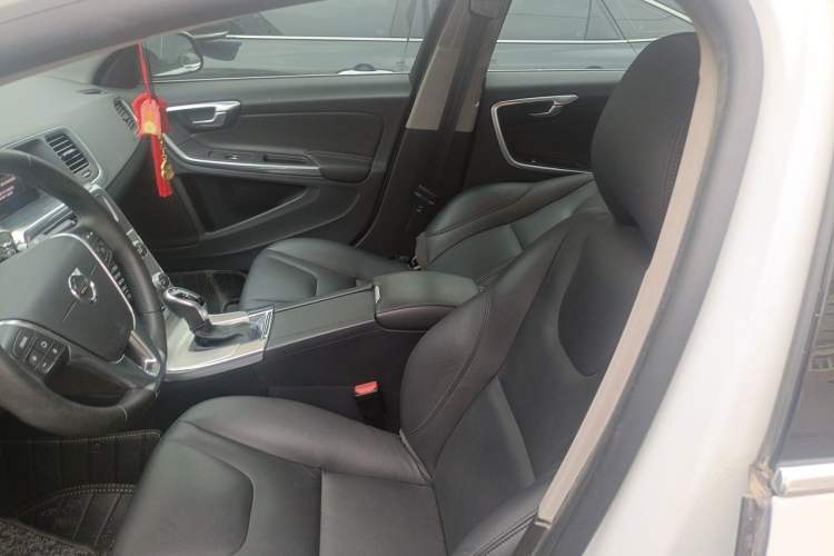 Used Volvo S60 2018 S60L T3 Smart Progress Edition Left Front Seat