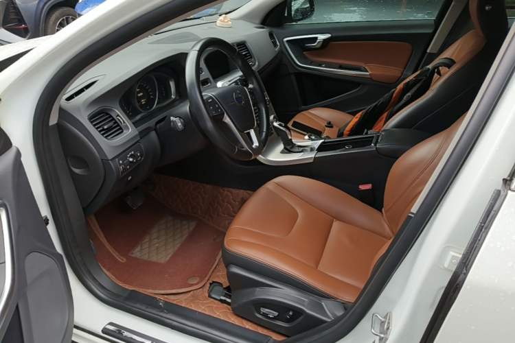 Used Volvo S60 2018 S60L T3 Smart Upgrade Edition Left Front Seat